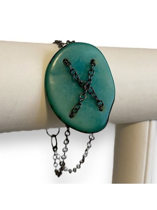 Jewelry - Shell Bracelet Button Style Gunmetal Hardware Double Chain